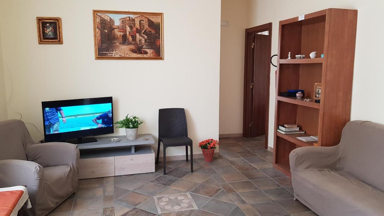 Casa Vacanze Villa Tropia Camastra Exterior foto