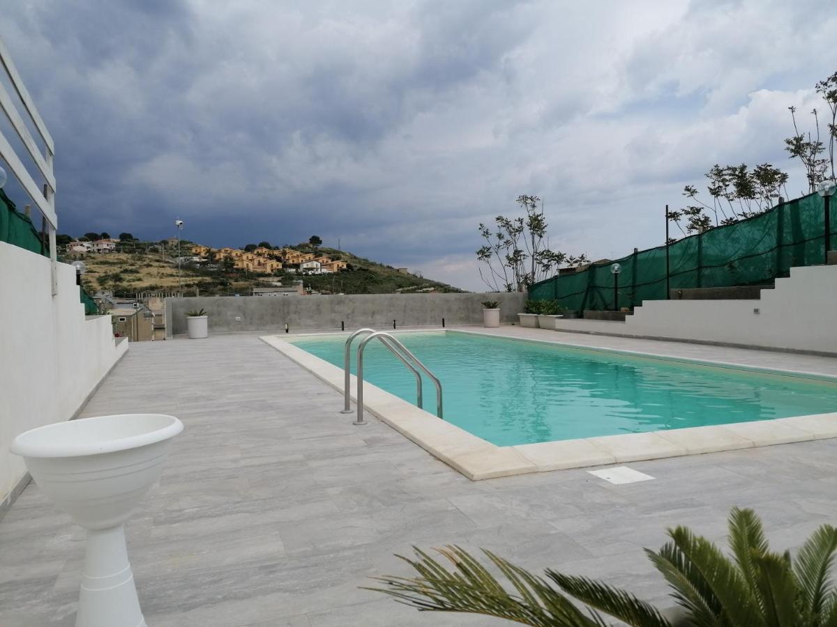 Casa Vacanze Villa Tropia Camastra Exterior foto